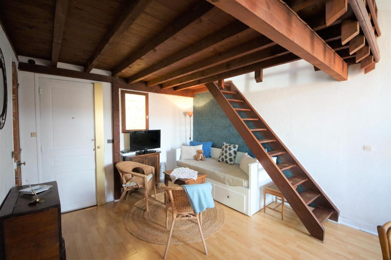 Appartement Le Mehari Cassis Exterior foto